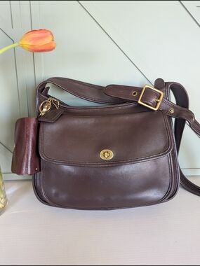 Vintage Coach Taft Bag, identified by style number 9980 Shoulder bag